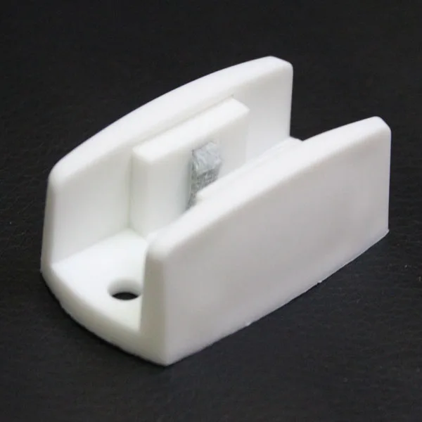 121-230 Направляющая пластик