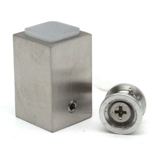 117-010 Стопор дверной