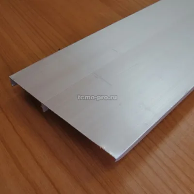 3502-5-4000 Декоративная крышка к треку 263 длина 4000мм